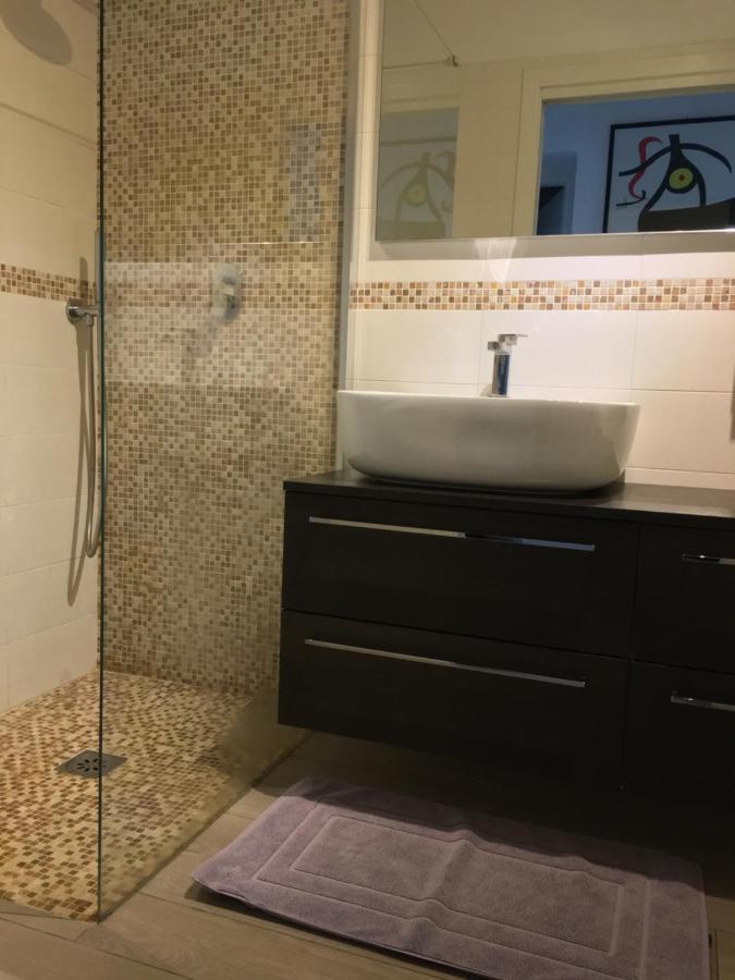 デルヴィオCasa Vittoriaアパートメント エクステリア 写真