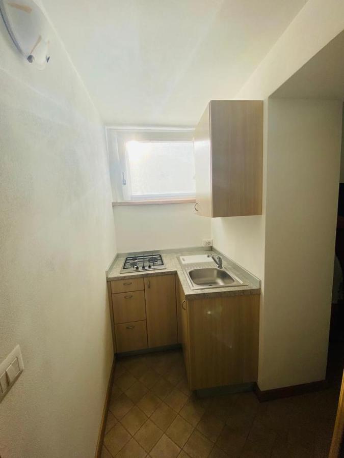 デルヴィオCasa Vittoriaアパートメント エクステリア 写真